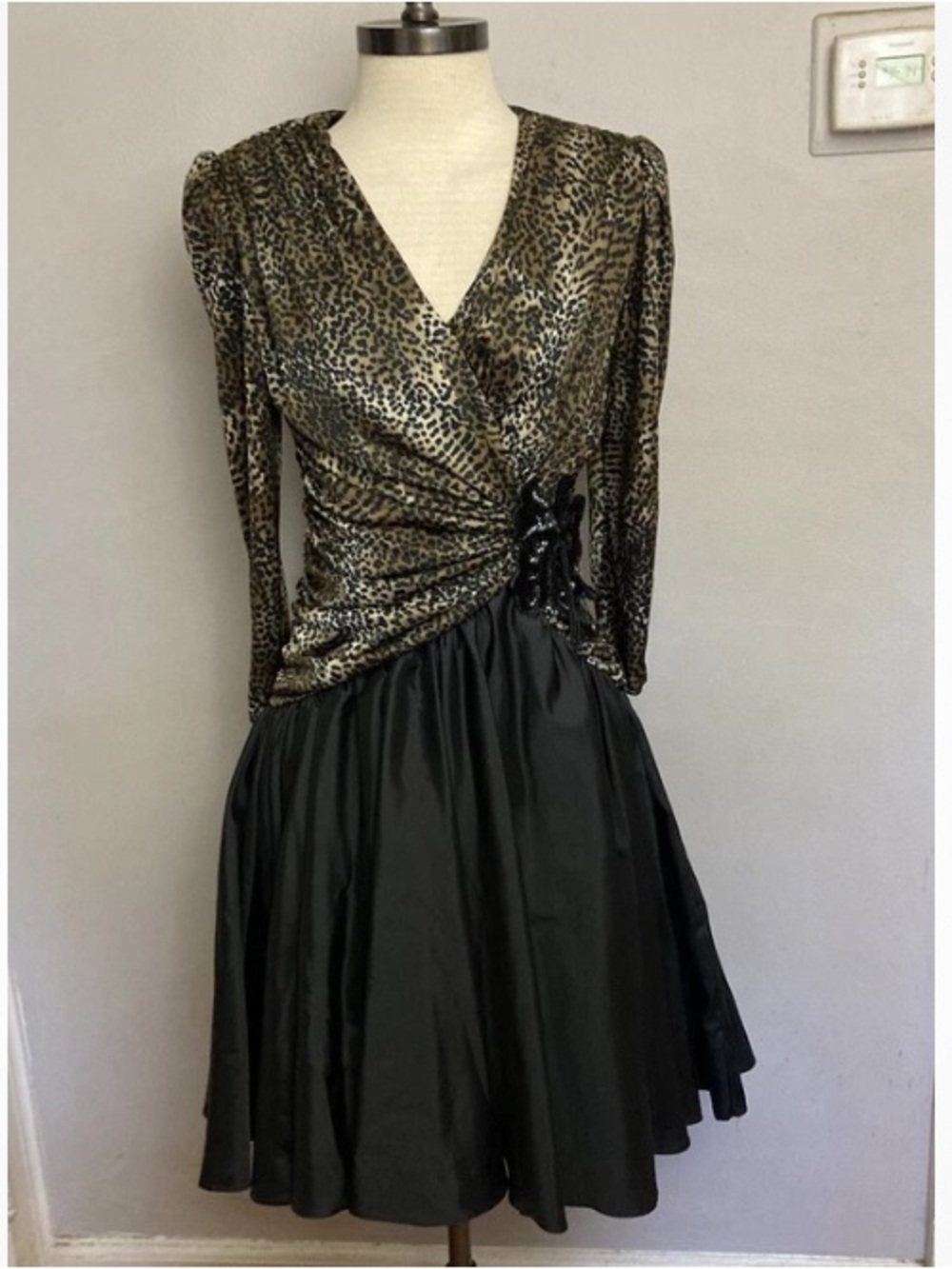 5-9 Betsy And Adam Dress Vintage Black 7 8 Animal print Sequin Tulle 80s